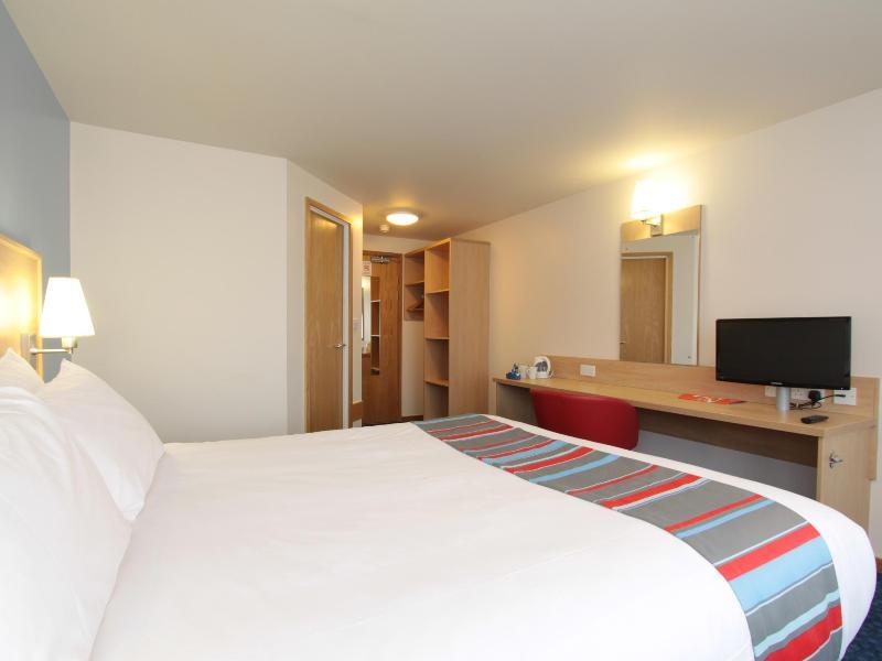 Travelodge Glasgow Airport Hotel Exterior foto